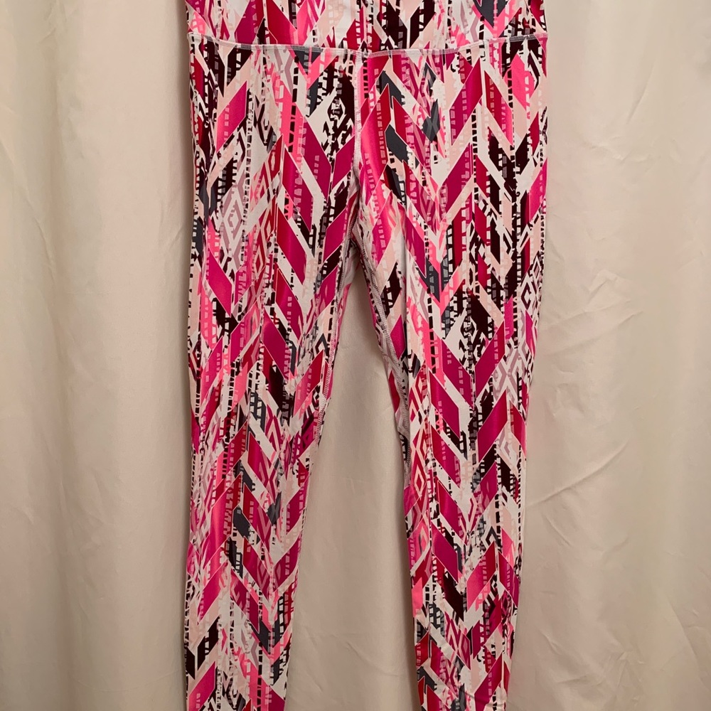 Knockout by VS leggings